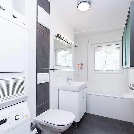 Apartament Geraumiges Familienapartment - 4 Zi 107 M² - Obergiesing *