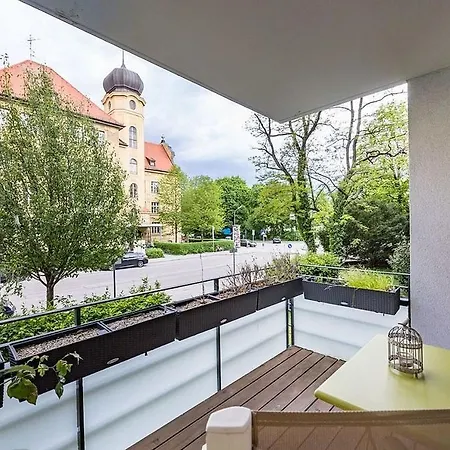Apartament Geraumiges Familienapartment - 4 Zi 107 M² - Obergiesing Monachium
